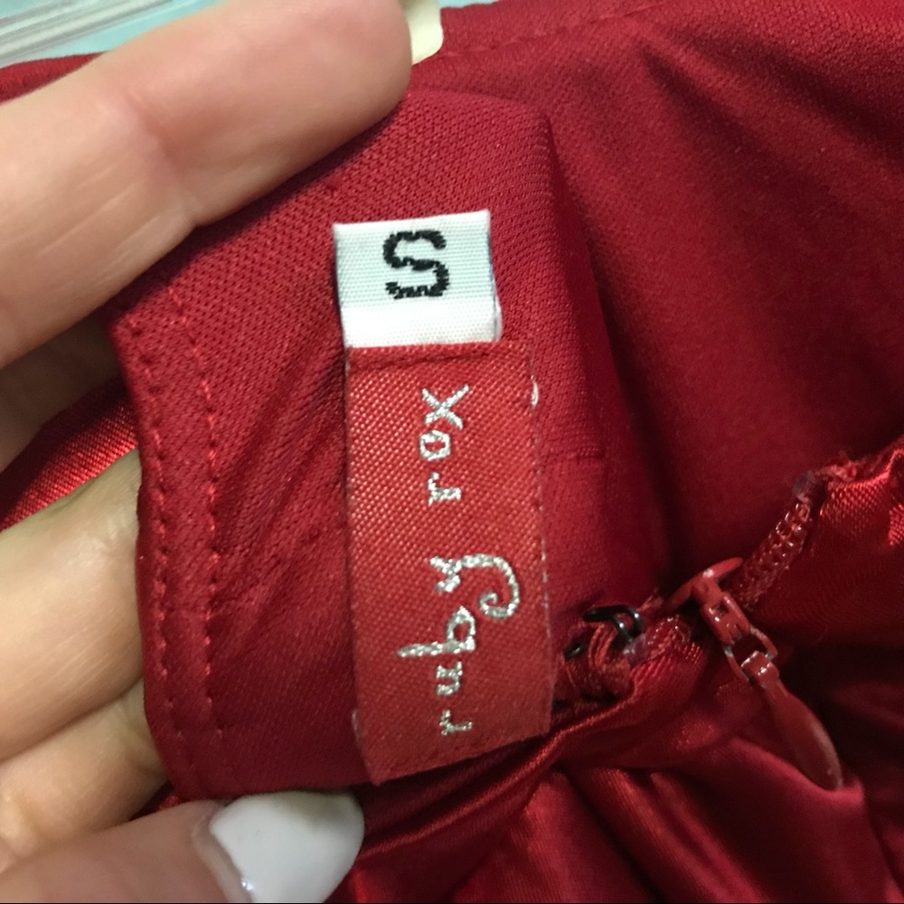 Red Strapless Bubble Dress - image 4